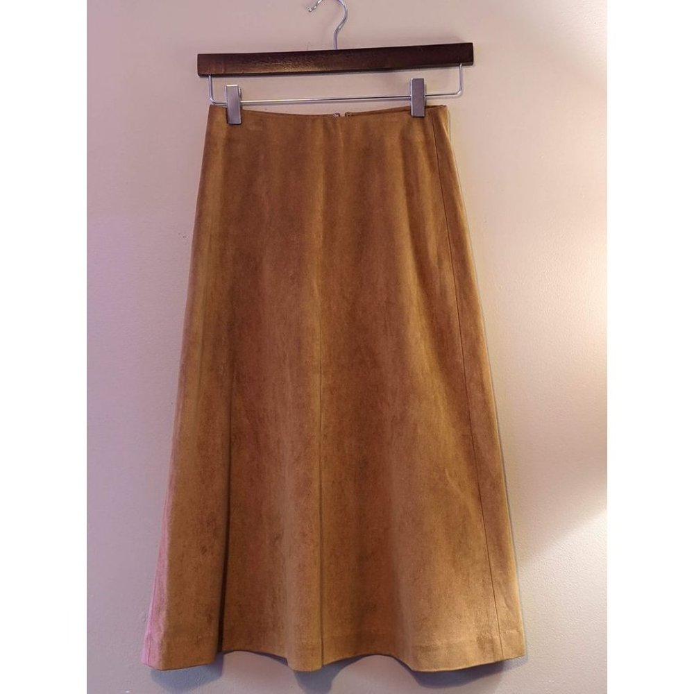 Mid-Length Camel Skirt - S